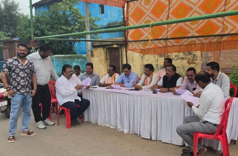 स्मार्ट मीटर व बिजली बिल बढ़ोतरी से परेशान उपभोक्ताओं की समस्याओं के समाधान के लिए कांग्रेस का जन सहायता एवं शिकायत पंजीकरण अभियान जारी