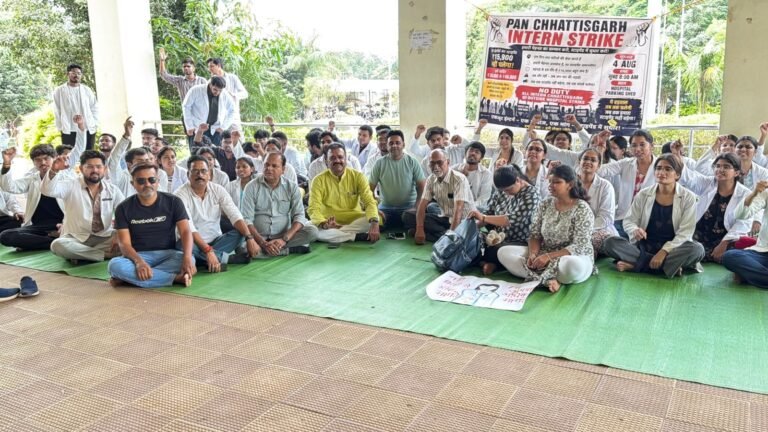 इंटर्न डॉक्टरों की हड़ताल को पूर्व विधायक रेखचंद जैन का समर्थन, मुख्यमंत्री को पत्र लिख स्टाइपेंड बढ़ाने की मांग