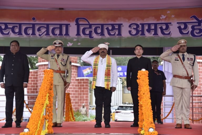 बस्तर जिले में गरिमामय और हर्षोल्लास के साथ मनाया गया 80 वां स्वतंत्रता दिवस समारोह