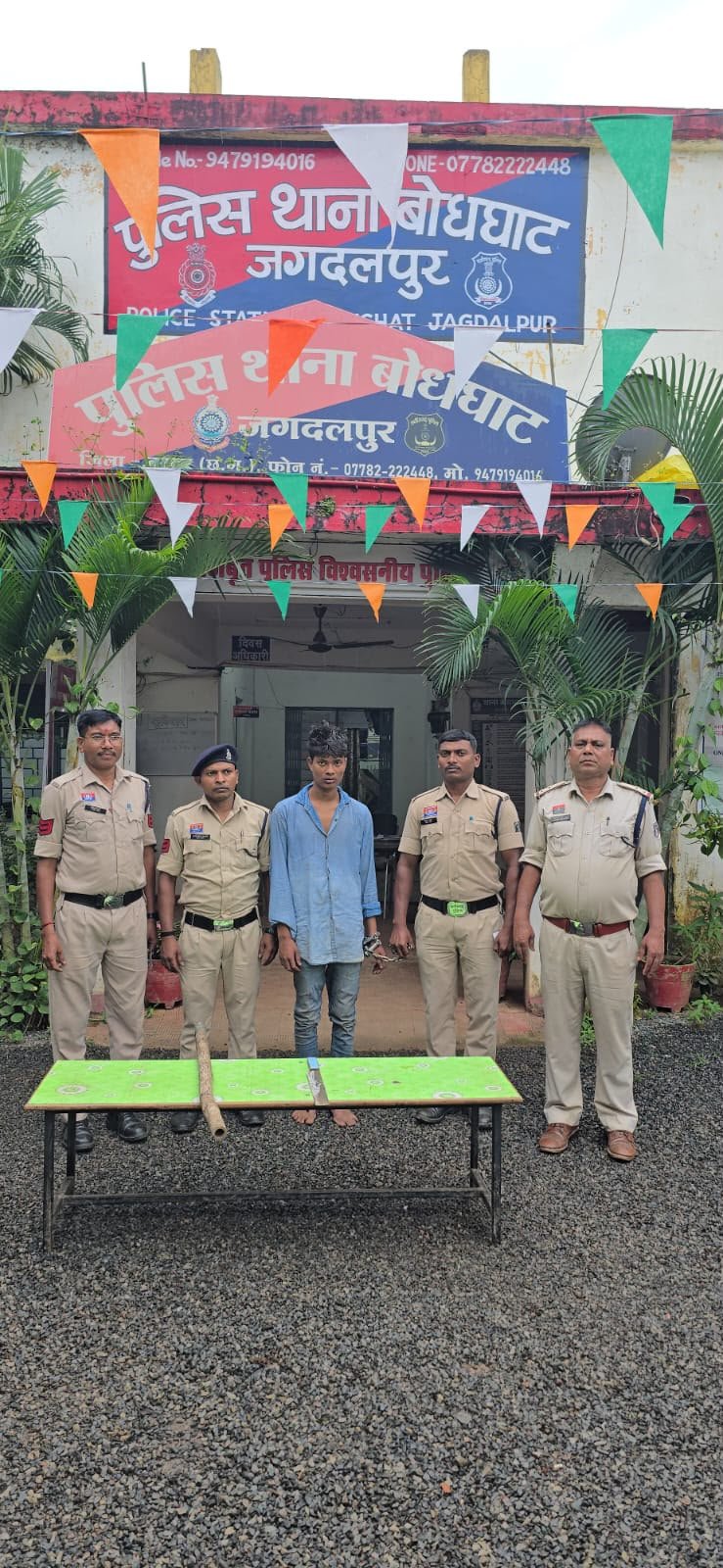 चाकू लहराकर युवक को दी जान से मारने की धमकी, बस्तर पुलिस ने आरोपी को दबोचा